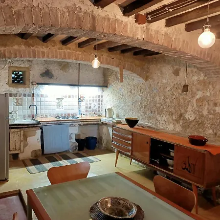 Casa Nati Casale di Pari
