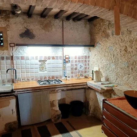 Casa Nati Casale di Pari